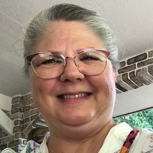 Meet your Posher, Connie